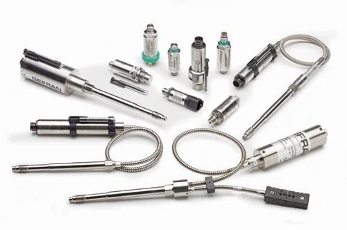 Melt pressure transducer for plastic extrusion and injection moulding